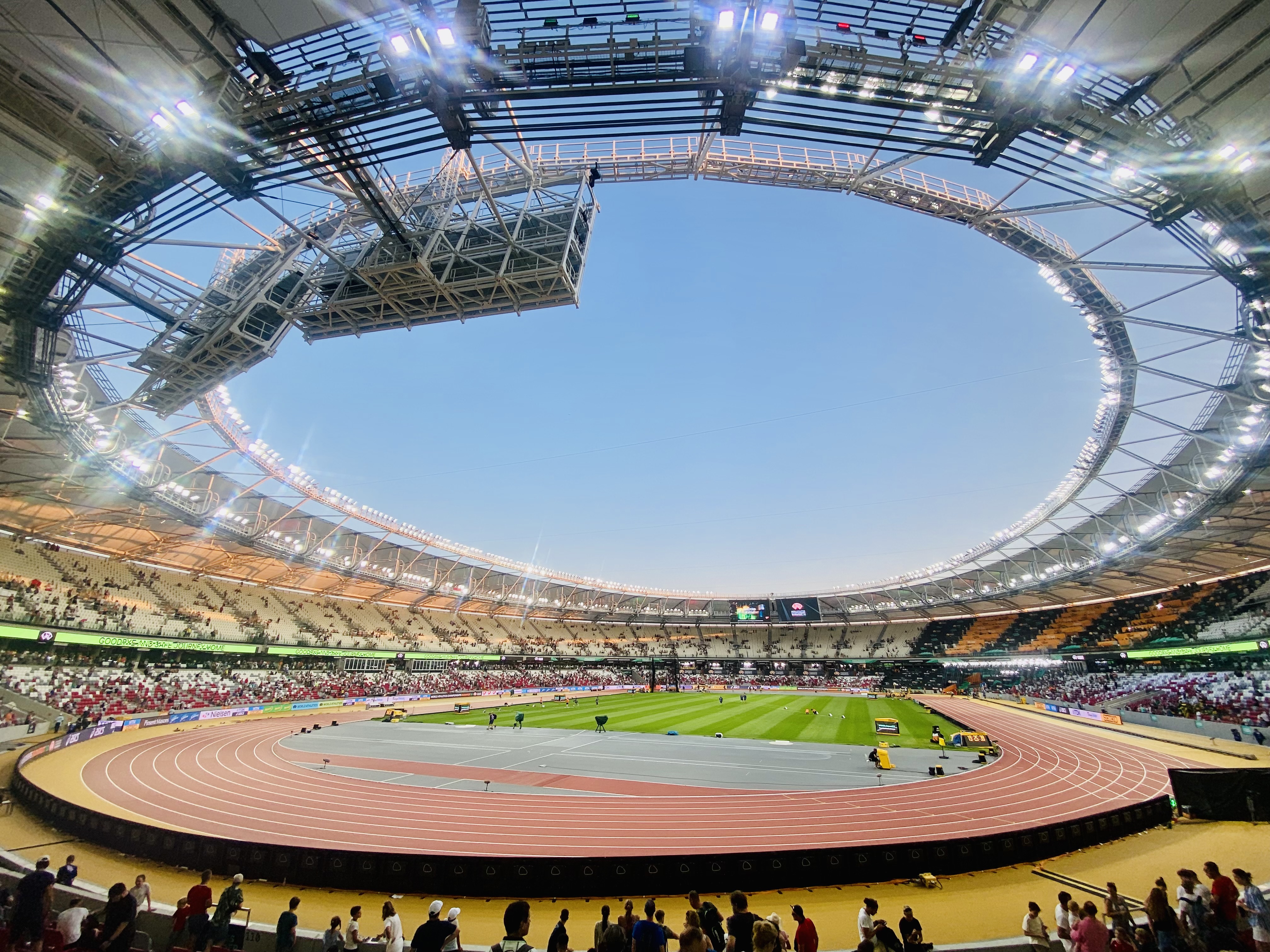 BrusNemzeti Atlétikai Központ, Budapest